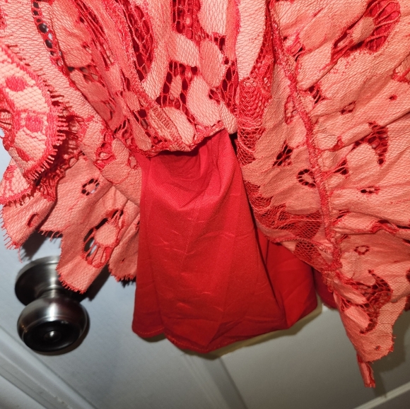 Parker Off The Shoulder Lace Dress Size 4 - Picture 7 of 14